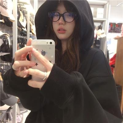 雨夜闪灵